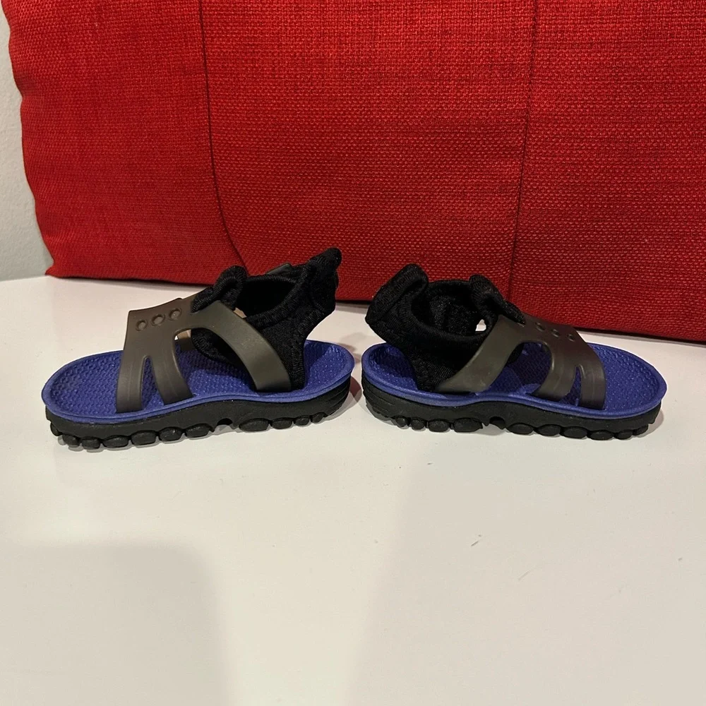 NWOT Baby Water Sandals